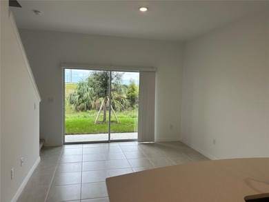 Taylor Morrison's model(Camellia) is a 2-story townhome layout - photo 3