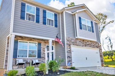 Welcome to 118 North Hill Lane in Troutman, NC! This beautiful - photo 3
