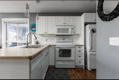 INVESTORS ! ! FIRST TIME HOME BUYERS !!!!Welcome to La Casa - photo 3