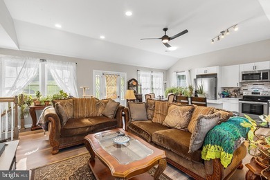 Welcome to this TURNKEY RAISED RANCH home with mountain and - photo 6