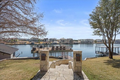 Lake LBJ Home For Sale in Kingsland Texas