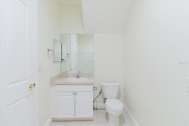 Welcome home to Thomas Townhomes! This spacious 3-bedroom, 2 - photo 12