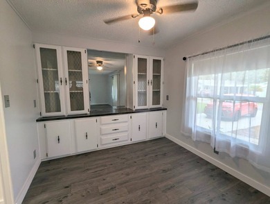 This move-in ready, fully remodeled, partially furnished - photo 15