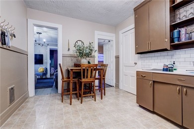 Great investment opportunity for shrewd investors or possible - photo 18