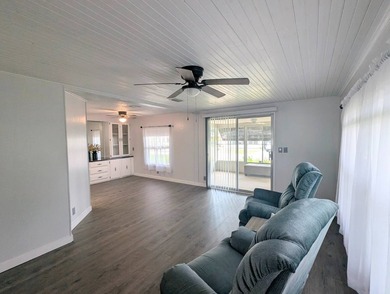 This move-in ready, fully remodeled, partially furnished - photo 18