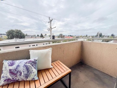 1444 Walnut St is a rare opportunity for a 11-unit trophy asset - photo 21