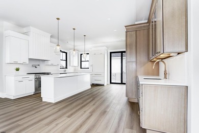 Gorgeous new custom single-family home by outstanding home - photo 23