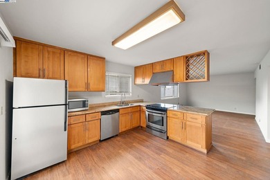 1444 Walnut St is a rare opportunity for a 11-unit trophy asset - photo 29