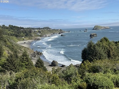 Oceanfront Living at Rainbow Rock! Experience breathtaking - photo 29