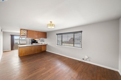 1444 Walnut St is a rare opportunity for a 11-unit trophy asset - photo 31