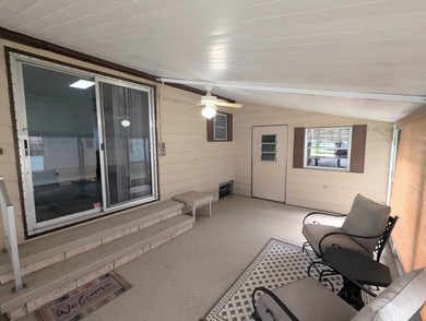 This move-in ready, fully remodeled, partially furnished - photo 34
