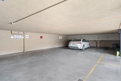 1444 Walnut St is a rare opportunity for a 11-unit trophy asset - photo 42