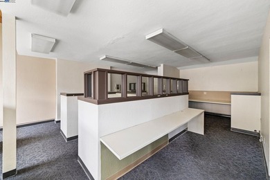 1444 Walnut St is a rare opportunity for a 11-unit trophy asset - photo 48