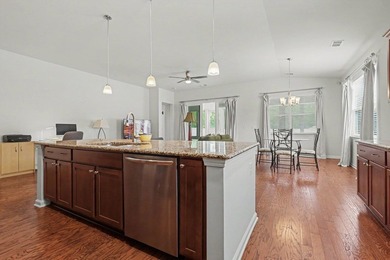 Welcome to this beautifully maintained three-bedroom, two-bath - photo 11