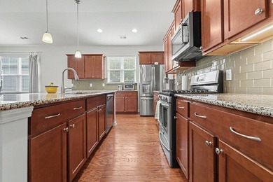 Welcome to this beautifully maintained three-bedroom, two-bath - photo 12