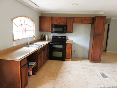 Enjoy end-of-the-road privacy in this charming 2-bedroom, 2-bath - photo 16