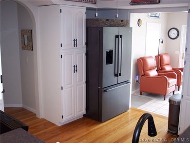 NEW PRICE- Seller has found their new forever home so new buyer - photo 18