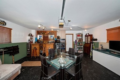 Beautiful Crestline mountain home with serene hillside views and - photo 19