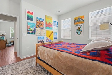 Welcome to this beautifully maintained three-bedroom, two-bath - photo 20