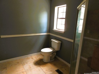 Enjoy end-of-the-road privacy in this charming 2-bedroom, 2-bath - photo 20
