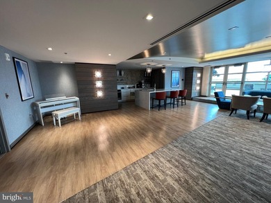 Welcome to elevated waterfront living at Dockside - photo 20