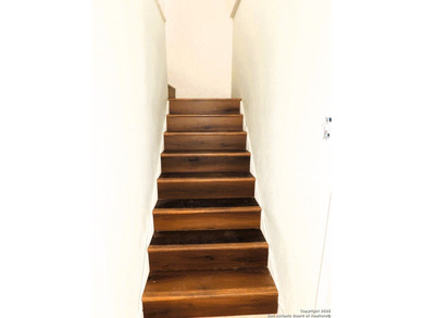 Enjoy end-of-the-road privacy in this charming 2-bedroom, 2-bath - photo 21