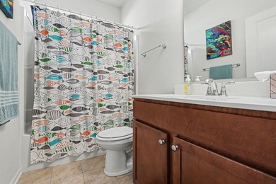 Welcome to this beautifully maintained three-bedroom, two-bath - photo 23