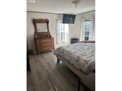 This beautiful doublewide manufactured home in a quiet family - photo 24