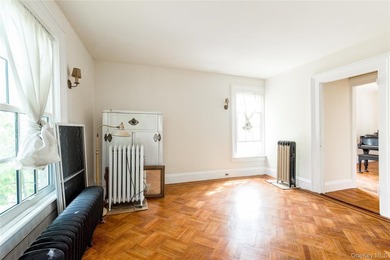 Vacant and Motivated Seller! Totally Renovated From Top to - photo 25