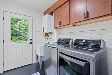 Experience elevated mountain living with the rare combination of - photo 27