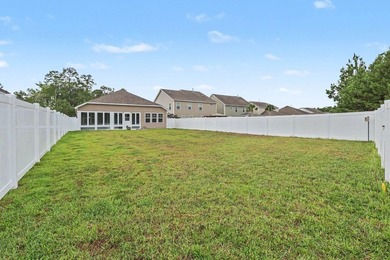 Welcome to this beautifully maintained three-bedroom, two-bath - photo 28