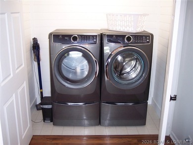 NEW PRICE- Seller has found their new forever home so new buyer - photo 32