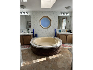 This beautiful doublewide manufactured home in a quiet family - photo 32