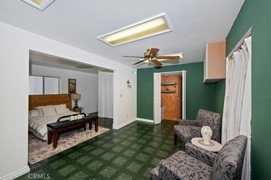 Beautiful Crestline mountain home with serene hillside views and - photo 37