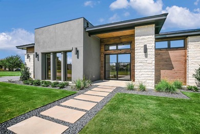 Lake LBJ Home For Sale in Horseshoe Bay Texas