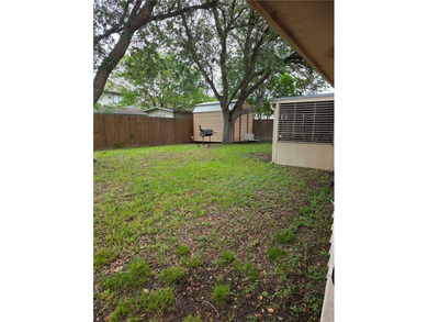 3-bedroom, 2-bath home with a 2-car garage and cozy fireplace - photo 9