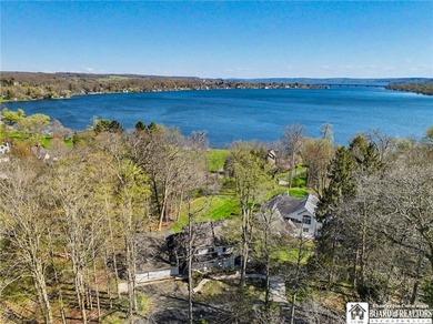 Experience the kind of lake lifestyle people dream about at 5 - photo 3