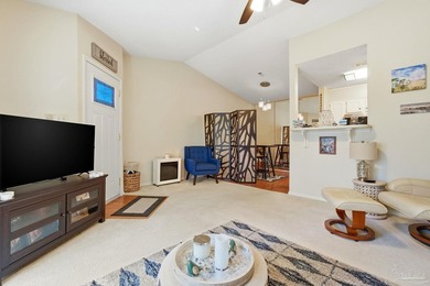 One of the BEST KEPT condos you'll find in Pensacola! Pristine!! - photo 7