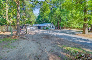 INVESTOR OPPORTUNITY!! Prime Ashley Riverfront Property that - photo 12