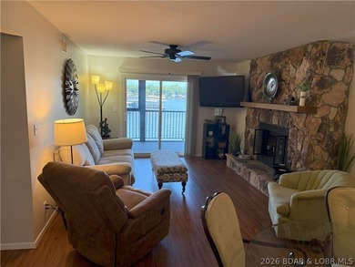 This is a really nice highly desired WALK IN unit with LVP - photo 16
