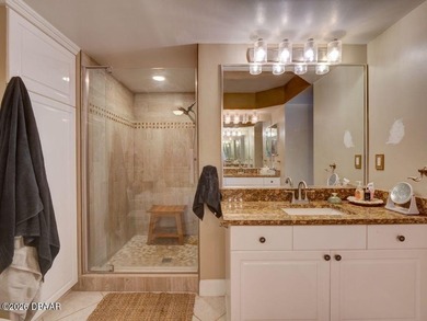 Experience coastal luxury with breathtaking ocean and Halifax - photo 21