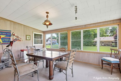 Most homes on this stretch of McHenry look out at the Fox River - photo 22