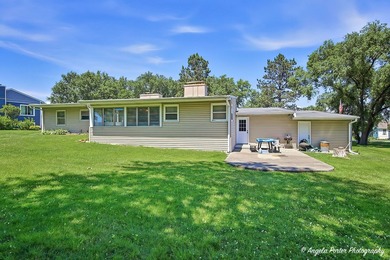 Most homes on this stretch of McHenry look out at the Fox River - photo 30