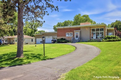 Most homes on this stretch of McHenry look out at the Fox River - photo 33