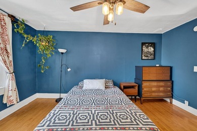 Perfect house in a prime location!! Welcome home to this - photo 33