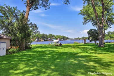 Most homes on this stretch of McHenry look out at the Fox River - photo 34