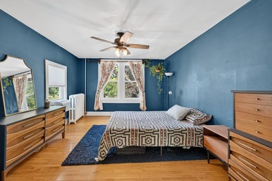 Perfect house in a prime location!! Welcome home to this - photo 35
