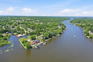 Most homes on this stretch of McHenry look out at the Fox River - photo 40