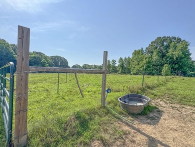 Located just around the corner from Gray's Creek Subdivision and - photo 41