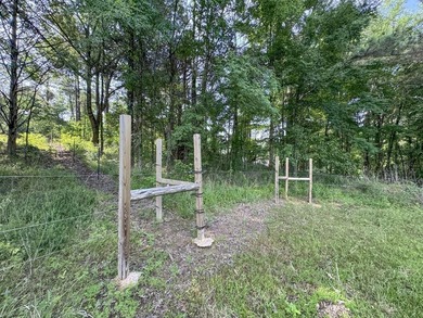 Located just around the corner from Gray's Creek Subdivision and - photo 43
